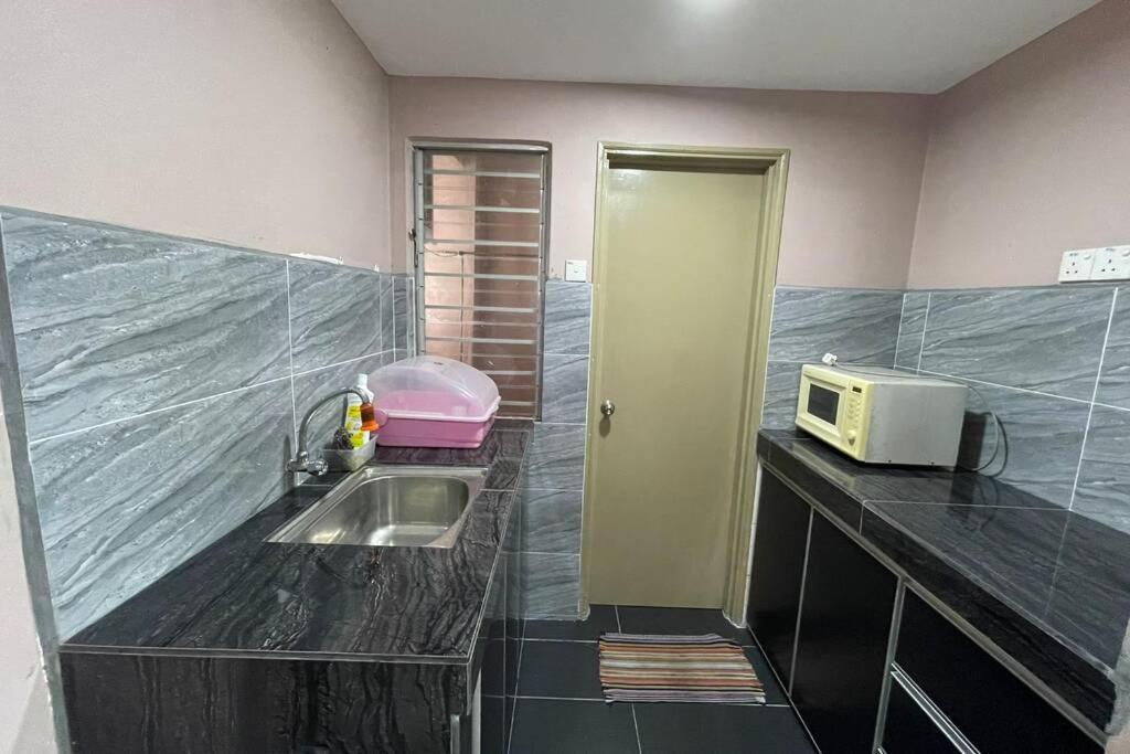 Port Dickson Resort -Glory Beach Resort Seaview Unit 2 Bedroom 外观 照片